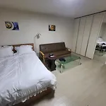 #Perfect Stay In Gangnam, Just 3 Minutes From Gangnam , 8 Minutes From Yeoksam Station