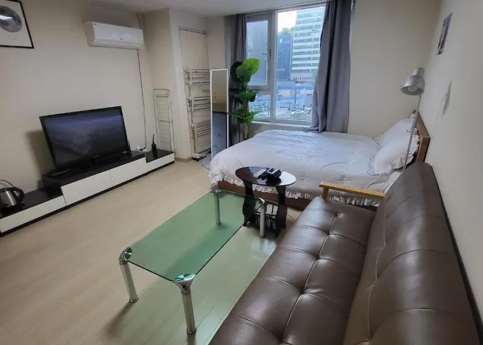 #Perfect Stay In Gangnam, Just 3 Minutes From Gangnam , 8 Minutes From Yeoksam Station